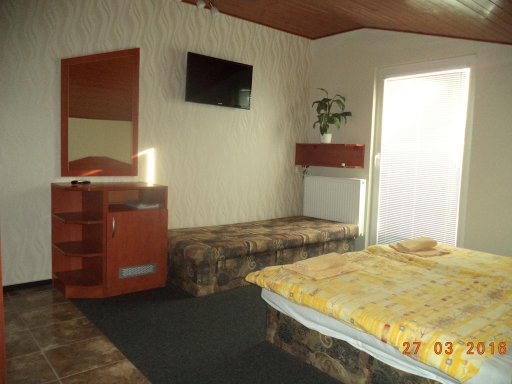 Pension Hostad Gabcikovo Bagian luar foto