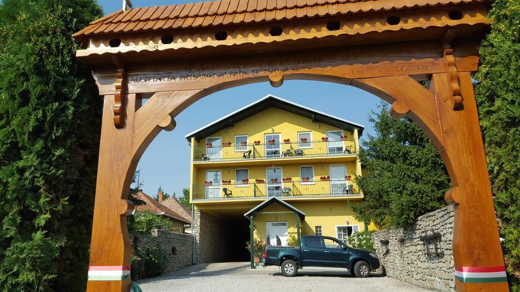 Pension Hostad Gabcikovo Bagian luar foto