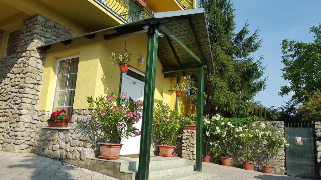 Pension Hostad Gabcikovo Bagian luar foto